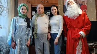 В Минтруда Чувашии организовали "Новый год с доставкой на дом" для пенсионеров