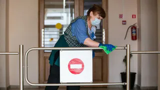 Новые коронавирусные ограничения ввели в Брянской области до 18 февраля