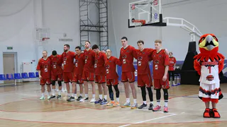 «Чебоксарские Ястребы» одолели баскетбольную команду из Майкопа