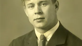 Вместо кисти - деревья: в Рязани высадят «живой» портрет Есенина