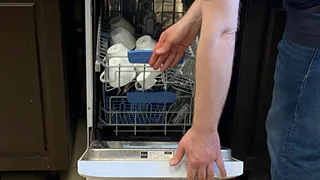 Стало известно, кто из рязанцев больше работает, а кто занимается бытом