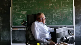 Скончался известный физик-теоретик Стивен Хокинг. Чем он удивил и изменил весь мир