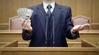 В Погарском районе работал депутат-уголовник