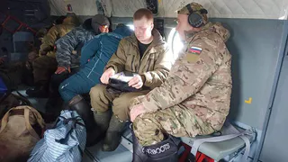 В Коми сотрудники МЧС спасли попавших в водную ловушку оленеводов