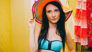 Бикини больше не в моде. Стилист рассказал, какие купальники стоит выбирать рязанкам