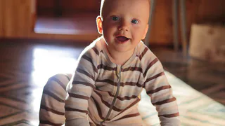 Всегда под защитой сильного ангела: назовите дочь этим нежным и благозвучным именем, в переводе означает "Ангельская"