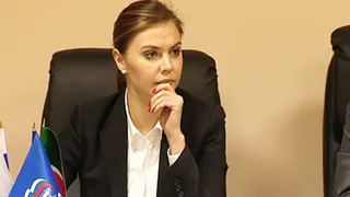 На встрече с нижнекамцами Кабаева выслушала просьбы и благодарность