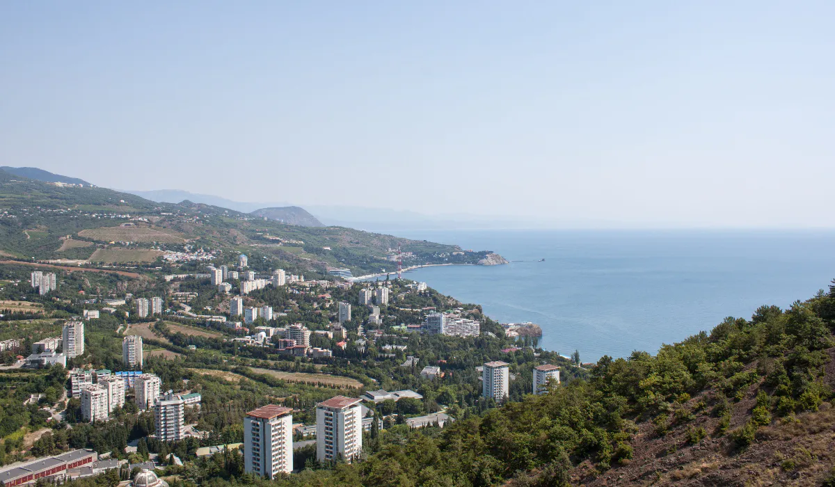 Отдыхающие на Черном море делятся неприятными наблюдениями. Цены и мазут ни при чем