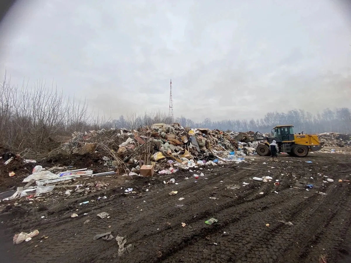 Вместо создания мусоросортировочного комплекса владимирское предприятие просто устроило свалку