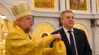 Брянский губернатор встретил Рождество в кафедральном сборе в Клинцах