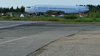 В Усинске начали утилизацию "Боинга", совершившего аварийную посадку 5 лет назад