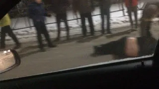 На улице Зубковой мужчина попал под колеса автомобиля