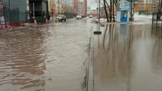 В Рязани затопило территорию возле жилого комплекса «Паруса»