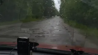 Ни сантиметра ровного асфальта: рязанец рассказал об убитой дороге возле Тумы