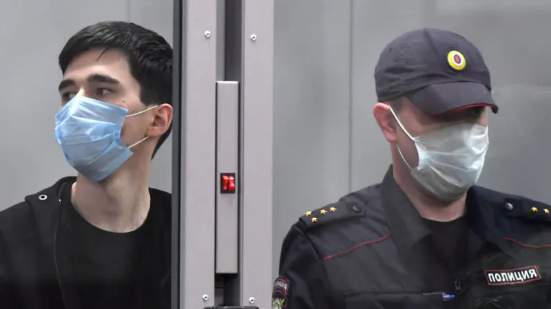 Ильназ Галявиев, устроивший стрельбу в школе Казани, признан невменяемым