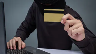 Мошенники выманили у жительницы Александрова 7,2 миллиона рублей под видом инвестиций