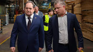 Глава Коми обозначил приоритеты развития на встрече с работниками фанерного завода