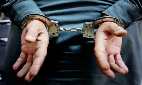 Сходил в гости: 22-летнего нижнекамца подозревают в краже 20 тысяч рублей у хозяина