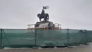 В областном центре подрядчик сорвал сроки реставрации памятника князю Владимиру