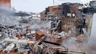 Житель Чувашии хотел установить натяжные потолки и спалил дом: умерли два человека