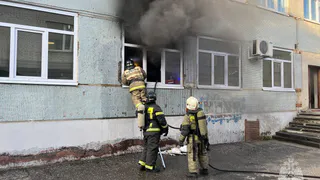 Из пожара на проспекте Победы спасли человека