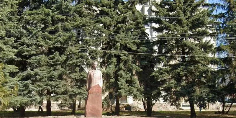 В Пезе планирую перенести памятники Феликсу Дзержинскому и Денису Давыдову