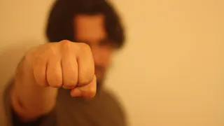 “Применил рукоприкладство к девушке”. Рязанец стал свидетелем хамского поведения в одном из магазинов