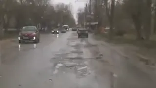 И Любимов не помог: как выглядит Промышленная после ямочного ремонта