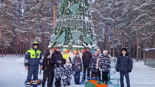 В Заречном сотрудники Госавтоинспекции провели акцию "Безопасная горка"