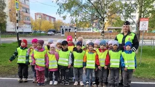 В Усинске в рамках "Недели безопасности" ребята изучили правила дорожного движения