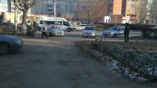 В Канищеве женщина попала под колеса иномарки