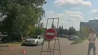 Александр Чернов рассказал о парковочной дискриминации по партийному признаку