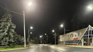 В Брянске на улице Камозина включили новое светодиодное освещение