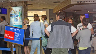 В аэропорту Внуково рязанец украл у пассажира телефон