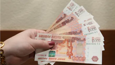В Татарстане полицейские задержали кассира, которая подозревается в краже 35 млн рублей