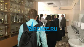 35 тысяч за школьную форму и канцелярию: пензенские  родители поделились тратами на сборы детей в школу