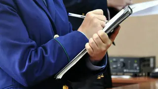 Помощь друга не сработала: против нижнекамца возбудили уголовное дело за ложные показания в суде