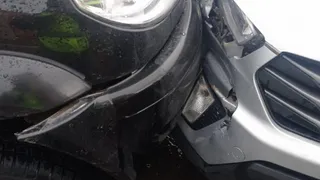 «Патриот» врезался в иномарку: ДТП на улице Большой