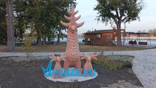 Пензенцы с воодушевлением оценили новый арт-объект «Олень и оленята»