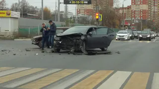 ДТП на Михайловском шоссе - столкнулись иномарка и "Жигули"