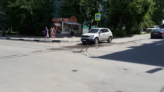 "Потоп на перекрестке образовался из-за ремонта колодца" - мэрия