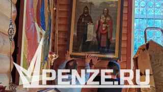 В Никольском храме появилась старинная икона Кирилла и Мефодия