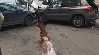 Утром 9 сентября на улице Кудрявцева в Рязани произошло массовое ДТП