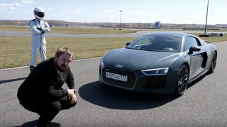 "С точки зрения дорог, конечно, тяжелый город..." - Wylsacom сломал Audi R8 в Рязани