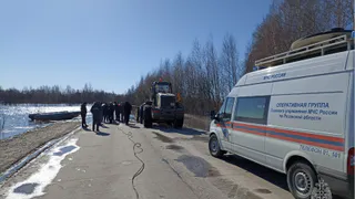 В МЧС рассказали о работах по освобождению утонувшей в Ряжском районе фуры