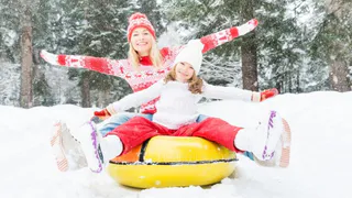 Приметы и запреты на 4 марта: обязательно скатитесь с горки на счастье