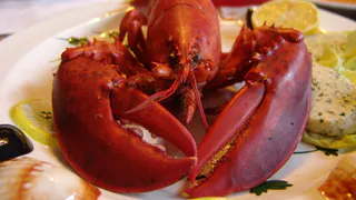 Клешни краба из Светофора: проверяю, сколько мяса внутри и делюсь честным отзывом