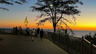 В воду не пускают, отпуск испоганен: на пляжах Анапы ввели полный запрет на купание в Черном море