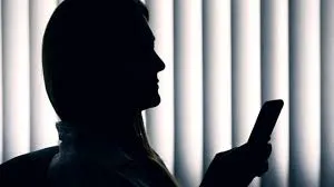 Житель Пензы лишился денег, заказывая интимные услуги