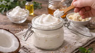 Всего несколько ингредиентов — а кожа выглядит свежее уже к концу недели: делаю сама крем и удивляюсь результату